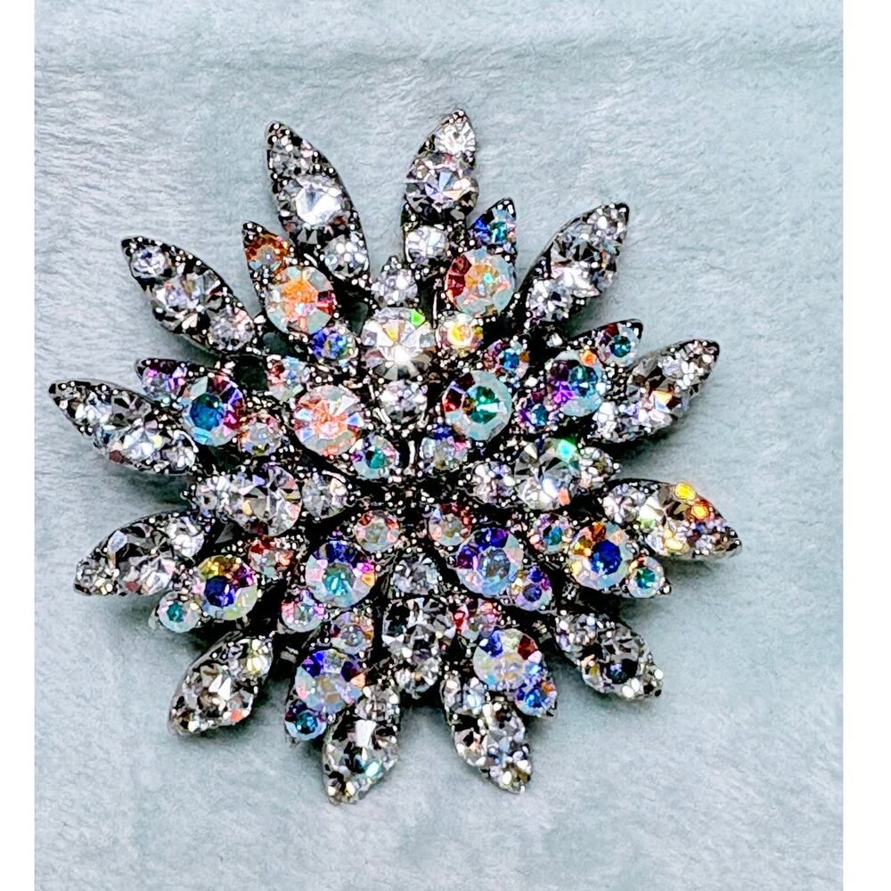 1990's Vintage AB Rhinestone Snowflake Starburst Brooch Silver Tone Pin